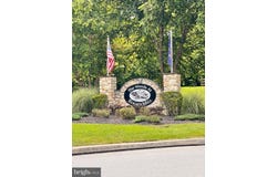 516 WILLOW GLEN CIRCLE, DOWNINGTOWN, PA 19335