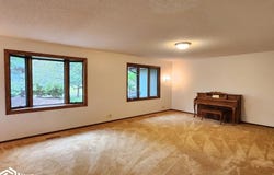 1 Asbury Court, Mason City, IA 50401