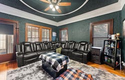 8829 Parrish Avenue, Highland, IN 46322