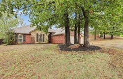 3855 ROCK DOVE Landing, Edmond, OK 73034