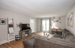 27869 Lincoln Road, Bay Village, OH 44140