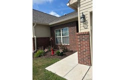24018 White Pine Street, Flat Rock, MI 48134