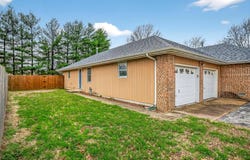 1006 Baretta Court, Aurora, MO 65605