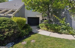 911 CHANTICLEER, CHERRY HILL, NJ 08003