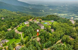 212 Olympus, Fancy Gap, VA 24328