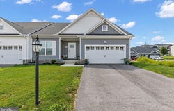 225 RIDGE VIEW LANE, HANOVER, PA 17331