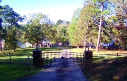 3073 EAST LAKE DR., Gladewater, TX 75647