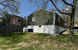 32 Ogden Street, West Haven, CT 06516