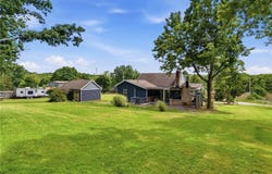 2947 Chautauqua Dr, Hampton, PA 15044