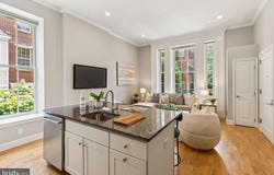 4 GOVERNORS COURT, PHILADELPHIA, PA 19146