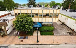 119 S EASTON ROAD, GLENSIDE, PA 19038