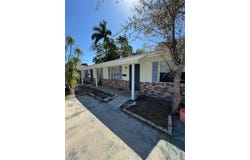 2001 14TH AVENUE W, BRADENTON, FL 34205