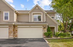 2920 OAK Court, Schaumburg, IL 60193