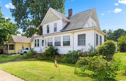 1029 N SANTA FE Avenue, Chillicothe, IL 61523