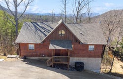 1550 Bears Den Way Way, Sevierville, TN 37876