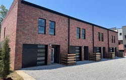 947  SE 10th  ST, Bentonville, AR 72712