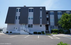 310 S West Avenue, Beach Haven, NJ 08008