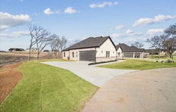 340 Slimp Bluff, Azle, TX 76020