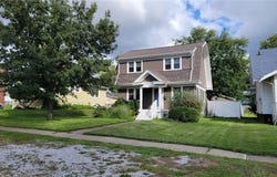 2511 B Avenue NE, Cedar Rapids, IA 52402