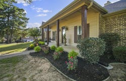 130 Chase Creek Dr, Henderson, TX 75654