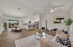210 E BAXTER STREET, DE LEON SPRINGS, FL 32130