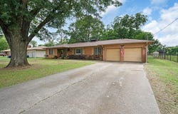 808 S Main Street, Winnsboro, TX 75494