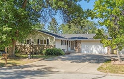 9920 36th Place N, Plymouth, MN 55441