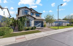 3829 E CRITTENDEN Lane, Phoenix, AZ 85018