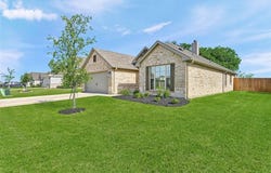 4817 Enclave Drive, Sanger, TX 76266