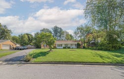 109 Tiffany Dr, Waynesboro, VA 22980