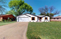108 NW Jayellen Avenue, Burleson, TX 76028
