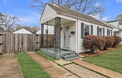 13 E Lamington Road, Hampton, VA 23669
