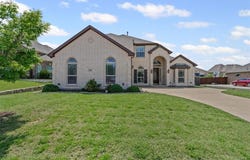 411 Caymus Street, Kennedale, TX 76060