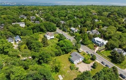 152 Hamilton Avenue, Jamestown, RI 02835
