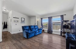 1000 S MCKERN Ct, Newberg, OR 97132