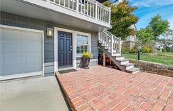 444 Lakeshore West Street, Lake Quivira, KS 66217