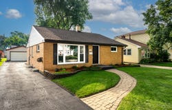 181 Barron Street, Bensenville, IL 60106