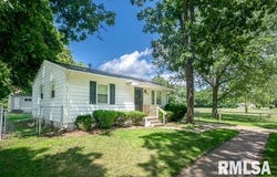 2913 W NEBRASKA Avenue, Peoria, IL 61604