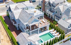 811 Ocean Road, Narragansett, RI 02882