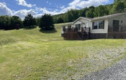 2463 Willow Bend Rd, Lindside, WV 24951