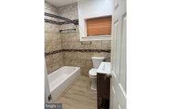 560 SPRUCE Street, CAMDEN, NJ 08103