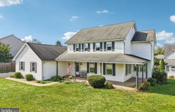 606 MAPLEWOOD Drive, DOUGLASSVILLE, PA 19518