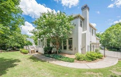 5825 LAUREL OAK Drive, Suwanee, GA 30024