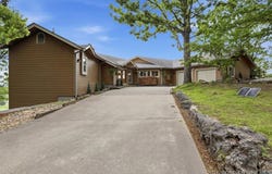 139 D Highway, Kaiser, MO 65047