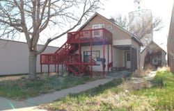 108 S Douglas St, Glendive, MT 59330