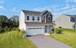 2052 MANDARIN DRIVE, CHAMBERSBURG, PA 17202