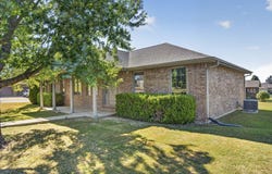 2403 Fruit Station Drive, Mountain Grove, MO 65711
