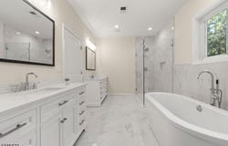 135 Pergola Ave, Monroe Twp., NJ 08831-1430
