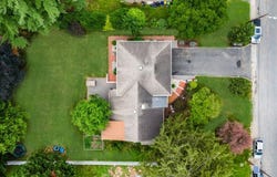 180 Farm Ln, Bound Brook Boro, NJ 08805-1414