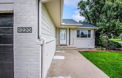 1220 Summerwood Cir, Goddard, KS 67052